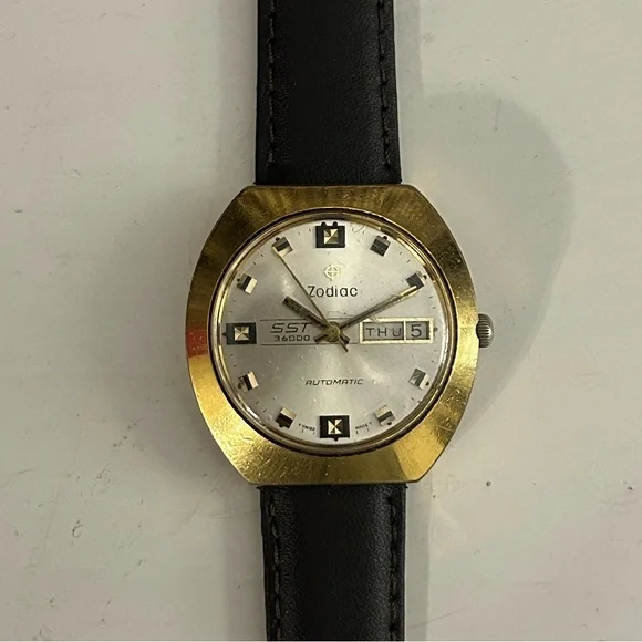 Zodiac SST 36000 Men's Hi-Beat Automatic Watch - Picture 1 of 7